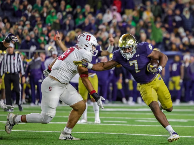 Sophomore running back Audric Estimé (7) is Notre Dame's leading rusher on the season. 
