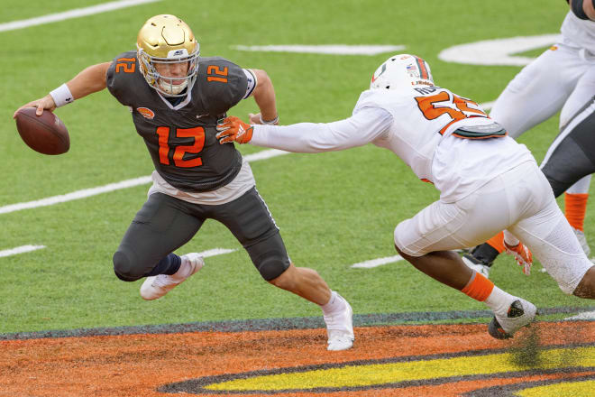 Ian Book of the Notre Dame Fighting Irish runs for a touchdown