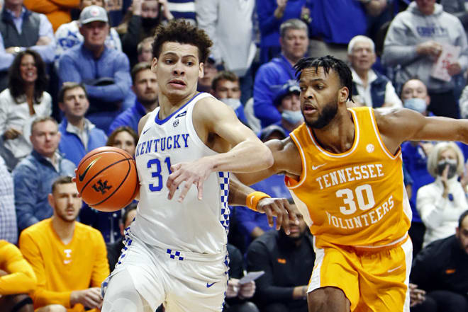 Kentucky guard Kellen Grady drove past Tennessee's Josiah Jordan-James during Saturday's SEC clash at Rupp Arena.