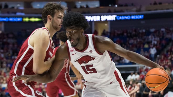 Arkansas forward Makhi Mitchell.