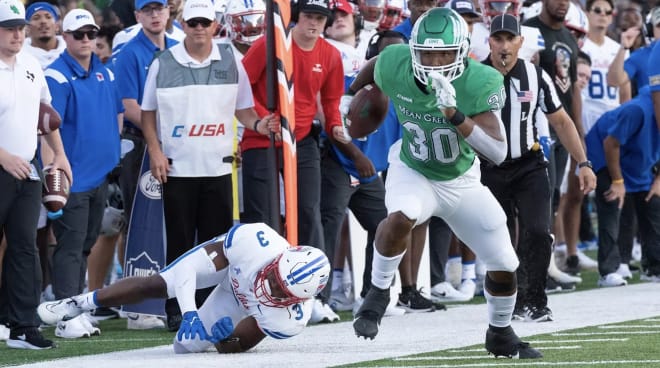 Var'Keyes Gumms, a tight end transfer from North Texas, will take an official visit to Arkansas this weekend. 