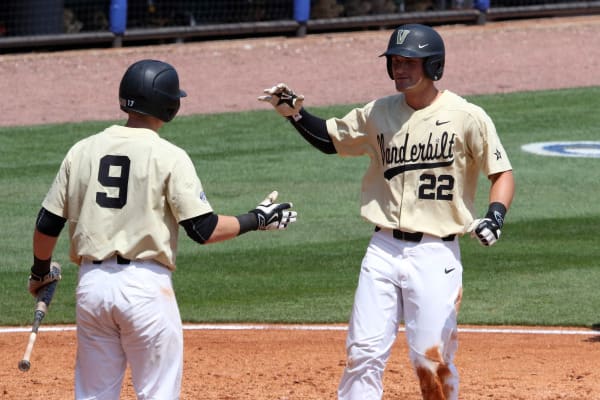 Julian Infante blasted a second-inning grand slam in Vandy's rout of MTSU. 
