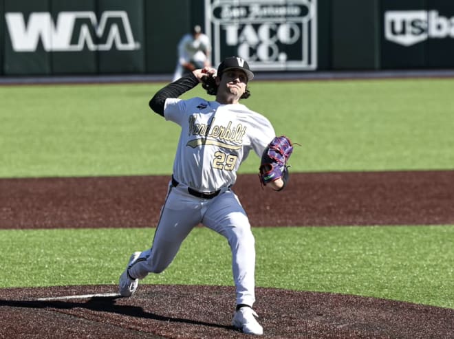 Vanderbilt Baseball on X: C. Maldonado drives in a run in the