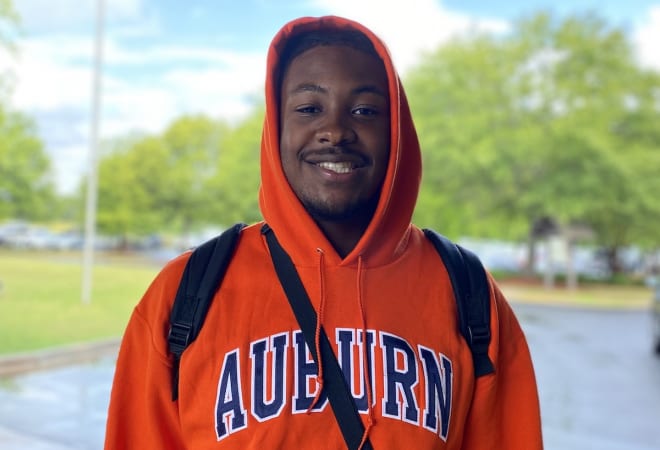 LJ McCray took his official visit to Auburn this week.