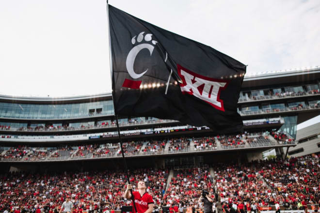 Cincinnati Bearcats vs. Notre Dame Fighting Irish football