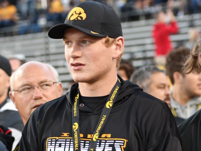 Iowa commit Jake Karchinski had 55 tackles, 16 TFL and 7.5 sacks as a senior.