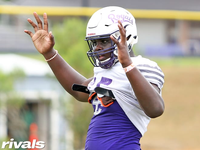 Five-star OL Amarius Mims planning August decision?