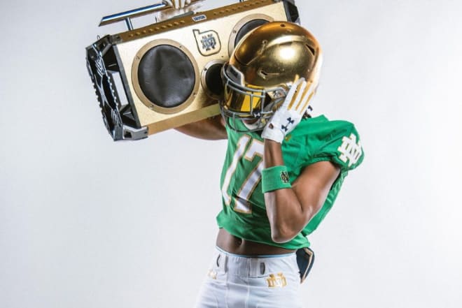 Notre Dame 2025 wide receiver target Elijah Burress has set a commitment date for Saturday. He visited campus for ND's junior day last month.