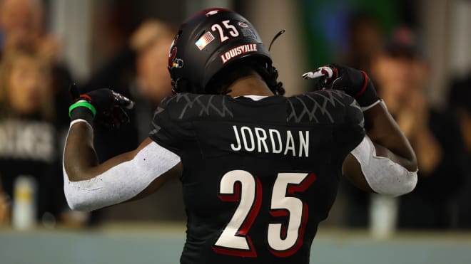 Louisville Football - Homecoming under the lights 