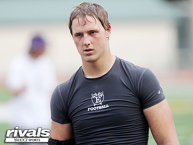 South Carolina tight end Luke Deal announced his commitment to Auburn Friday 