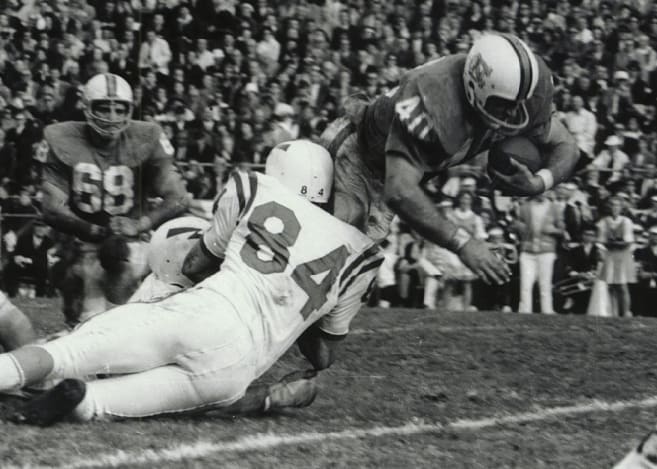 Ken Willard was a star on UNCs best team for a long stretch and four-time Pro Bowl participant in the NFL.