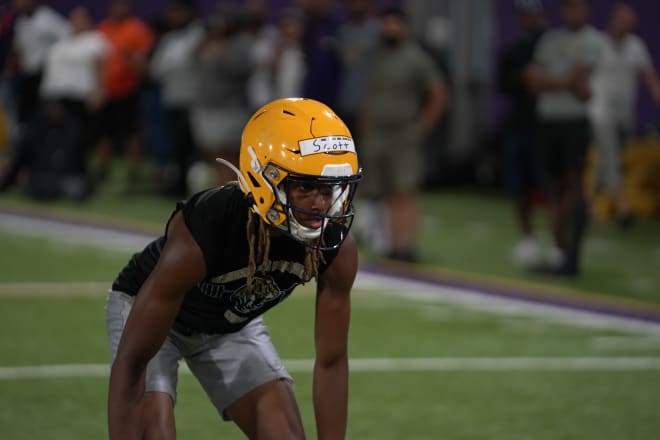 Four-star cornerback Marcus Scott flipped his commitment from LSU to Missouri on Sunday.