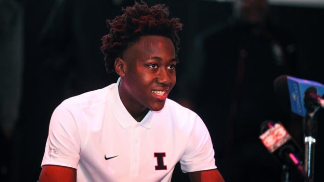 5-star guard Ayo Dosunmu from Chicago Morgan Park signed with Illinois on Wednesday