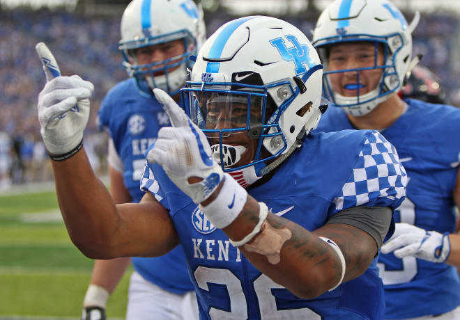 Kentucky's Benny Snell Jr. became the first running back in program history to record back to back 1,000-yard rushing seasons in last week's win over Vanderbilt. 