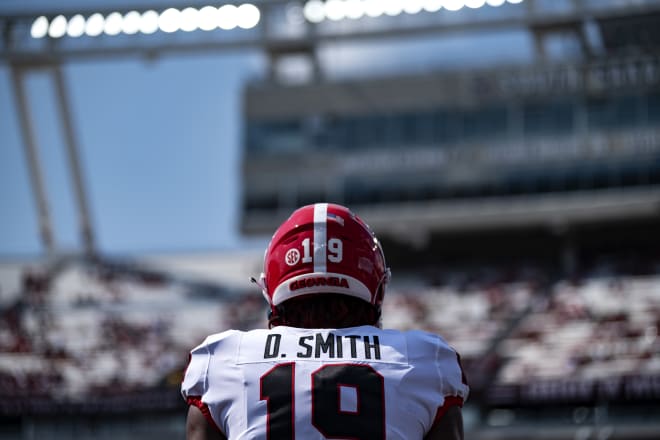 Georgia freshman Darris Smith (19) during Georgia's game against South Carolina at Williams-Brice Stadium in Columbia, South Carolina, on Sept. 17, 2022. Photo by Kathryn Skeean. 