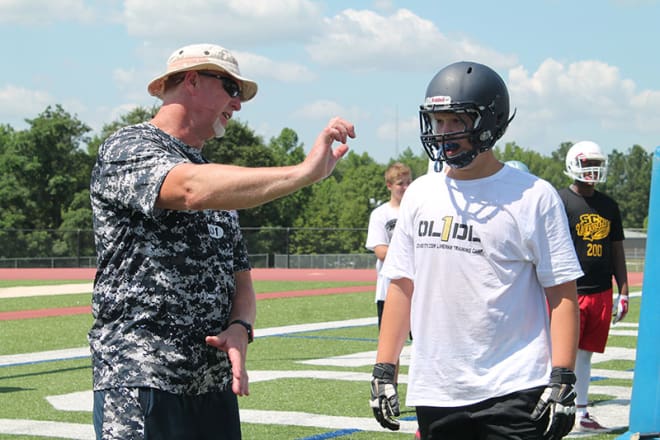 Former NFL player to hold football camp at Brookland Cayce