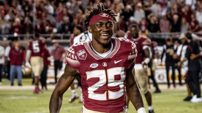 Former FSU RB Rodney Hill has committed to Arkansas.