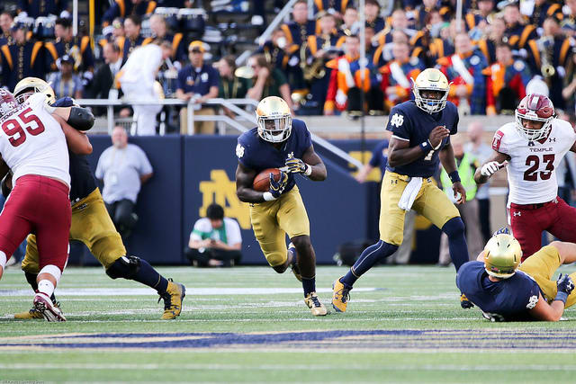 Dexter Willliams was one of three Notre Dame players to rush for more than 100 yards behind the veteran offensive line.