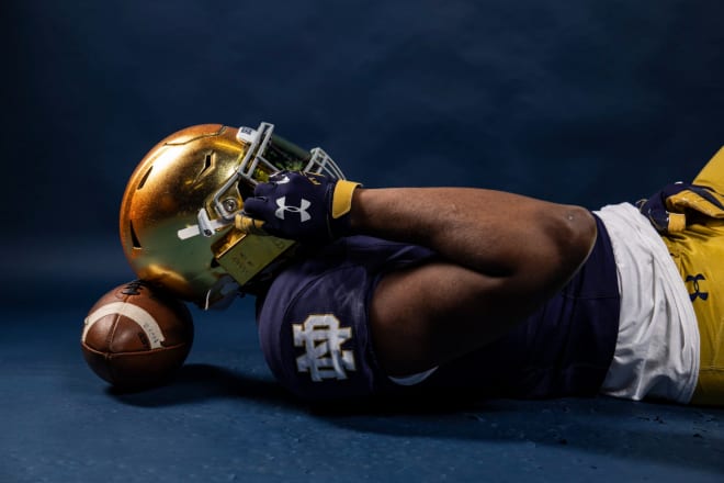 Notre Dame football looks to have plenty of competition in the recruitment of 2025 DL Javeon Campbell, pictured above. After confirming his next visit date with Inside ND Sports, Campbell caught up to talk the latest on his relationship with the Irish. 
