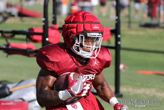 OU Football wearing Guardian Caps - Guardian Sports