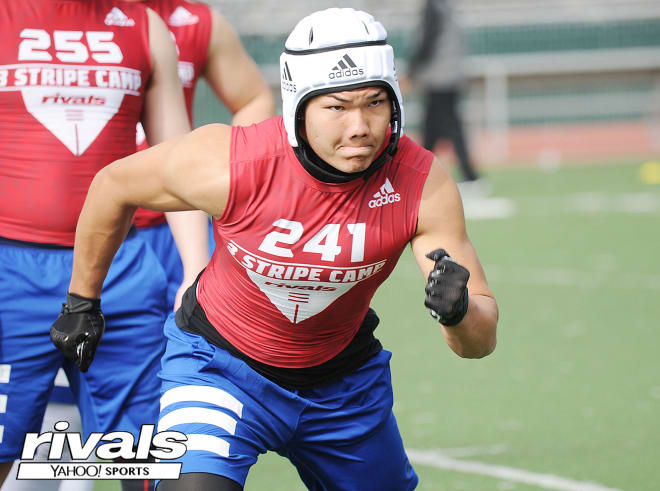 Hawaii linebacker Jordan Botelho is committed to Notre Dame. 