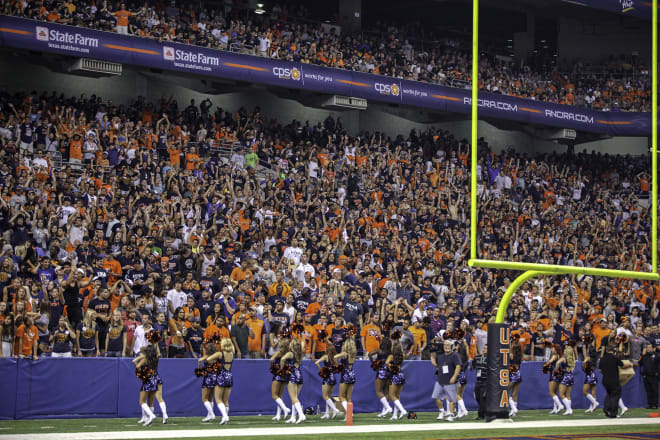 On September 3, 2011 the Roadrunners opened the football program in front of an NCAA record crowd of 56,743.