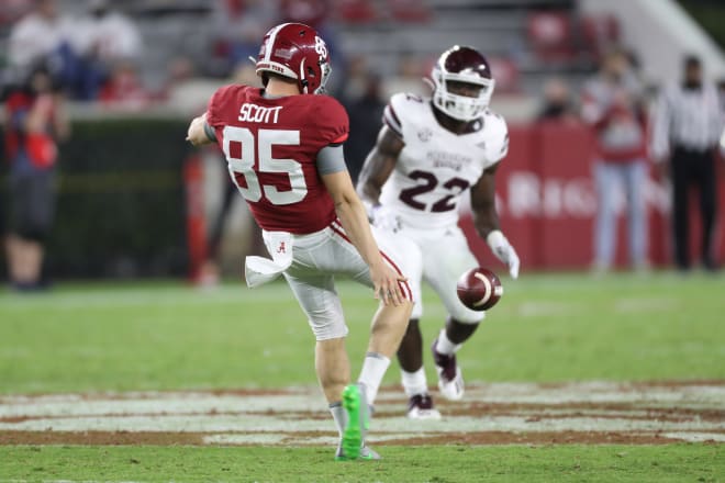 Punter Charlie Scott is no longer listed on Alabama's online roster. Photo | Getty Images