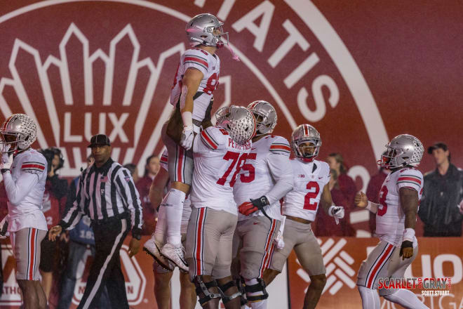 Jeremy Ruckert brought in two touchdown receptions in Ohio State's 54-7 win against Indiana. 