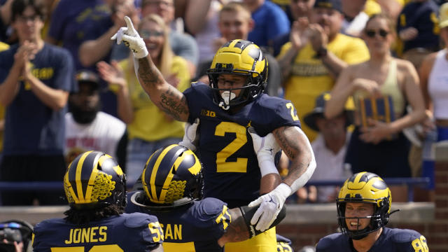 By the Numbers Blake Corum vs Heisman Winning RBs Maize BlueReview