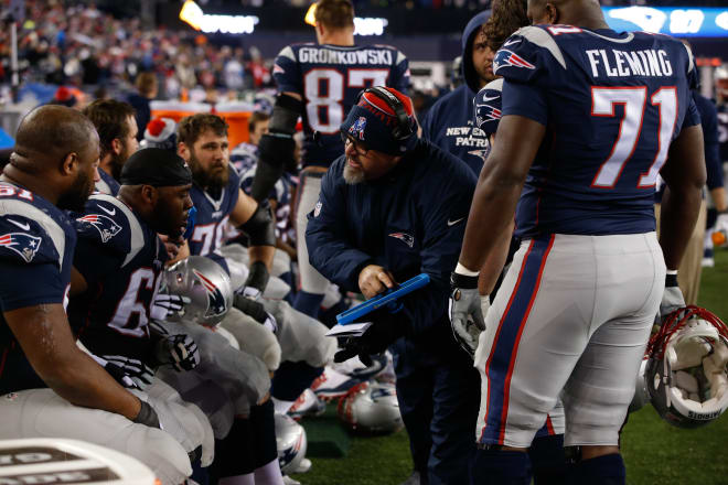 Dave DeGuglielmo talks to the New England Patriots offensive line during a 2015 AFC Divisional Round playoff game against the Kansas City Chiefs (Photo: David Butler II-USA TODAY Sports).