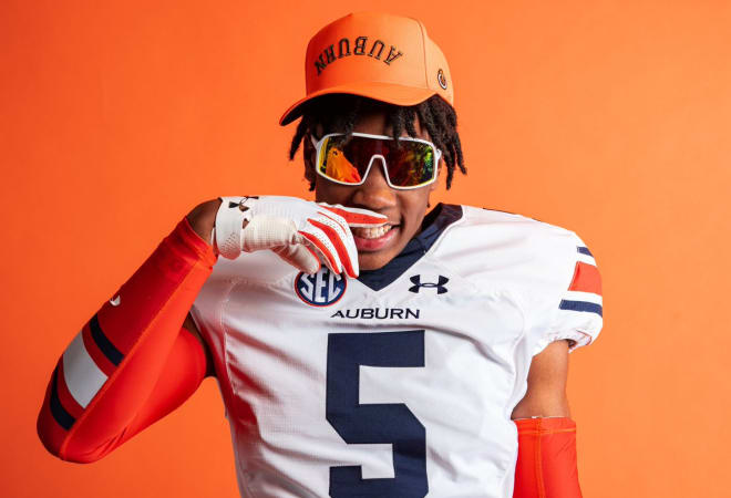 No one made the orange - Auburn Uniform Database