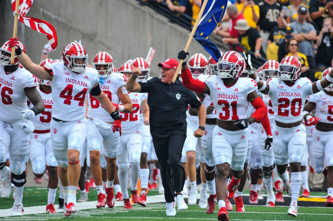 Tom Allen (center) and the Indiana football team