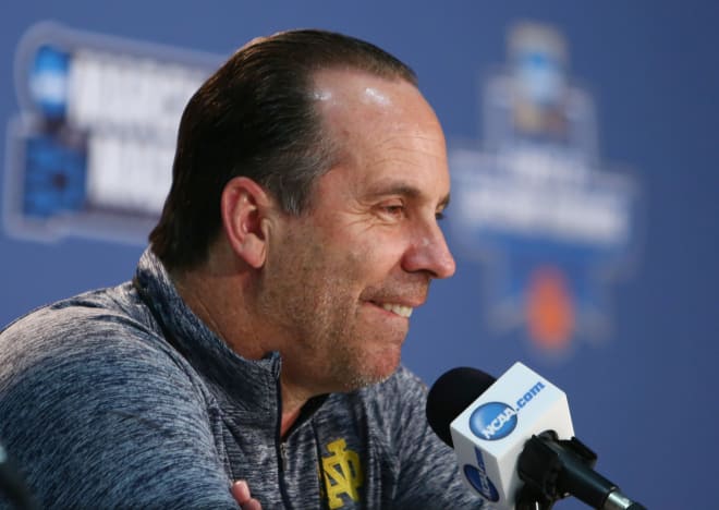 Brey hopes to advance to his second straight Elite Eight this weekend in Philadelphia.
