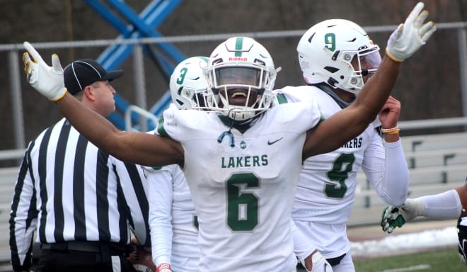 Rivals100 running back Donovan Edwards has signed with Michigan Wolverines football recruiting, Jim Harbaugh.