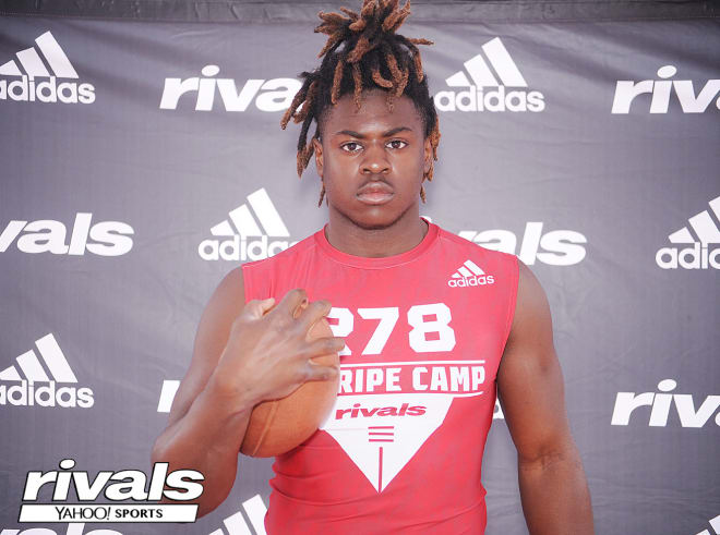 Fort Worth (Texas) Nolan Catholic four-star NaNa Osafo-Mensah announced a top two of Notre Dame and Texas, and plans to make his college choice May 19.