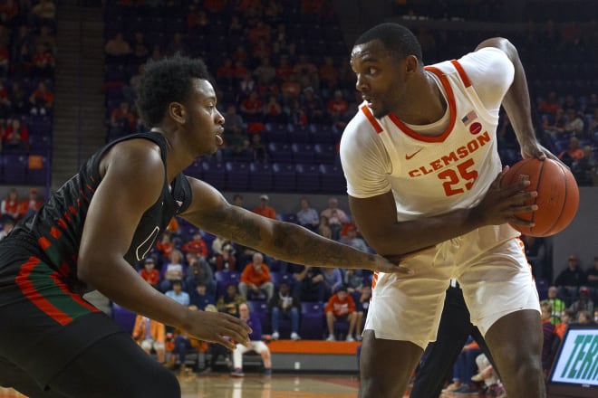 Clemson Tigers basketball Aamir Simms