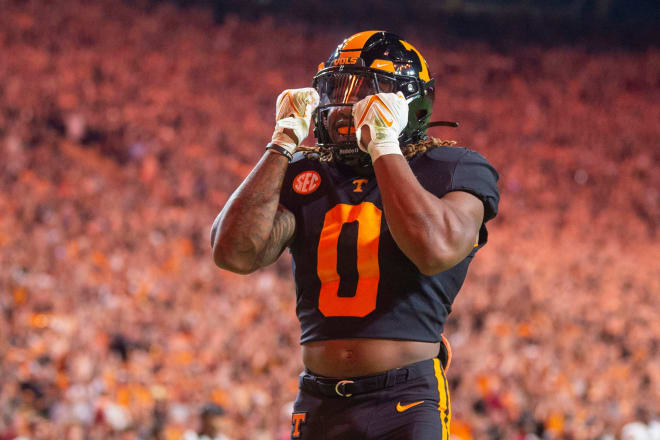 Tennessee running back Jaylen Wright (0) celebrates after scoring a touchdown during the NCAA college football game between Tennessee and South Carolina in Knoxville, Tenn., on Saturday, Sept. 30, 2023.