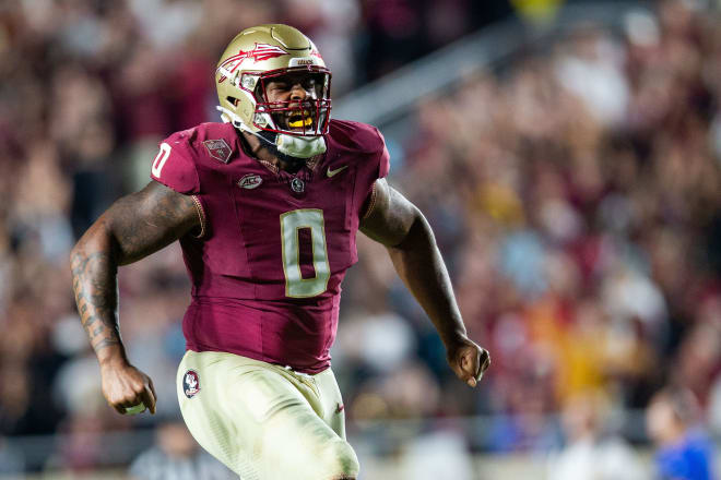 FSU football players seen wearing Apple Watches during LSU game