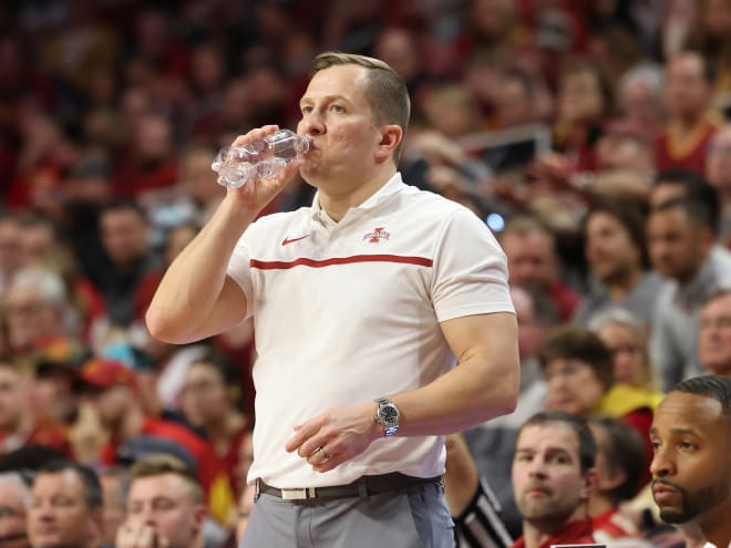 Iowa State head coach TJ Otzelberger on the sidelines during Saturday's loss to the Sooners.