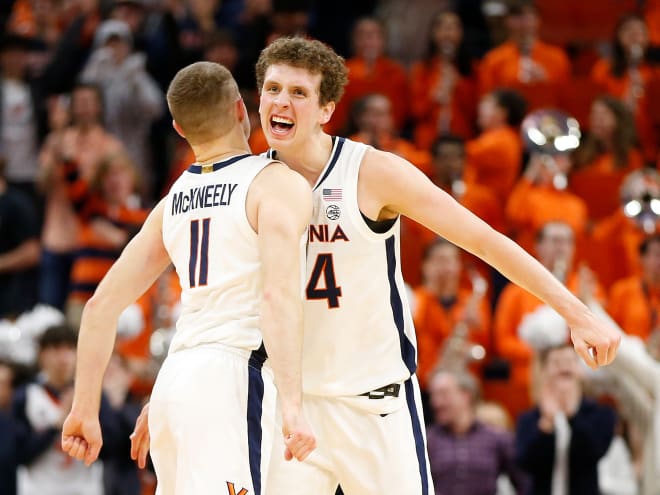 Jacob Groves, right, made six of Virginia's 13 3-pointers in a 65-53 victory over Notre Dame.