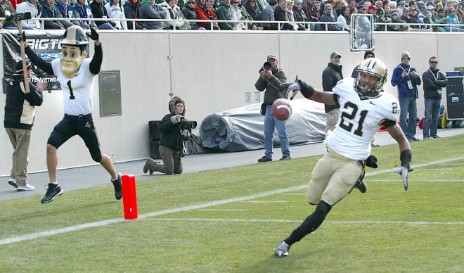 Ricardo Allen had back-to-back pick sixes against Michigan and at Michigan State in 2010. 