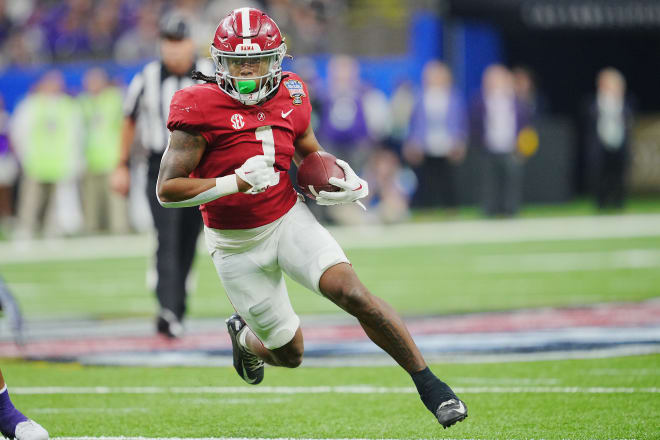 Alabama Crimson Tide running back Jahmyr Gibbs (1) runs the ball against the Kansas State Wildcats during the second half in the 2022 Sugar Bowl at Caesars Superdome. Photo | Andrew Wevers-USA TODAY Sports