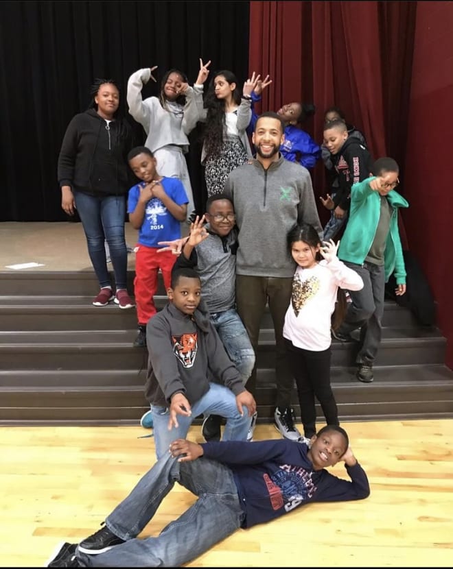 Verdell Jones with some of his kids at his FTSOOY Foundation.