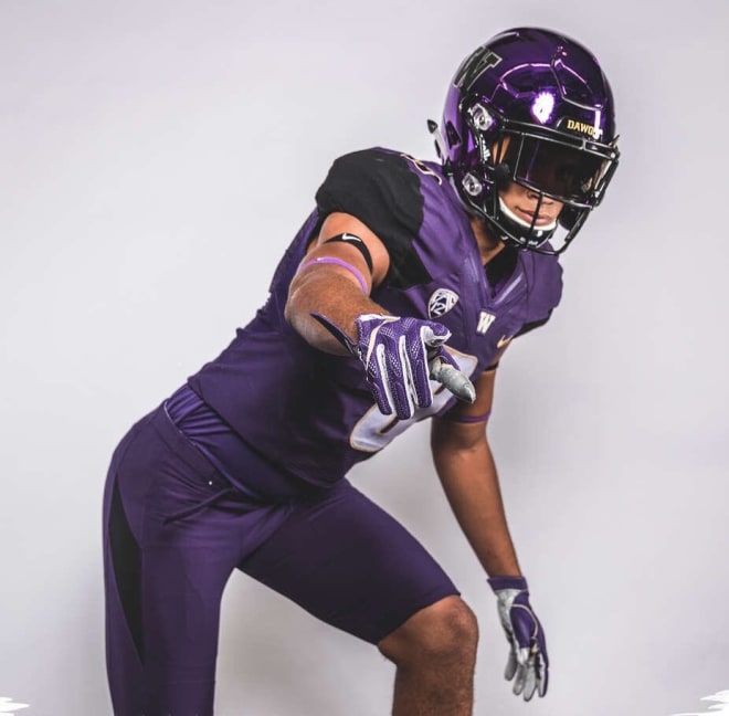 2019 four-star Phoenix (Ariz.) Sandra Day O'Connor defensive end / linebacker Bralen Trice on his official visit to Washington. 