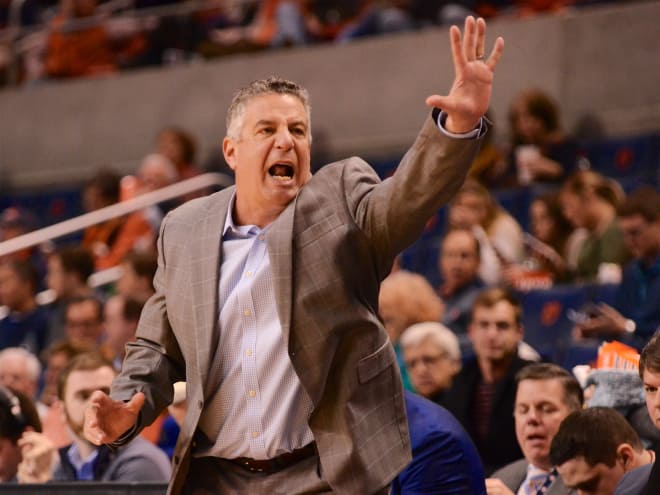 Bruce Pearl on Saturday urged his team to defend more diligently in the full court. It didn't listen.