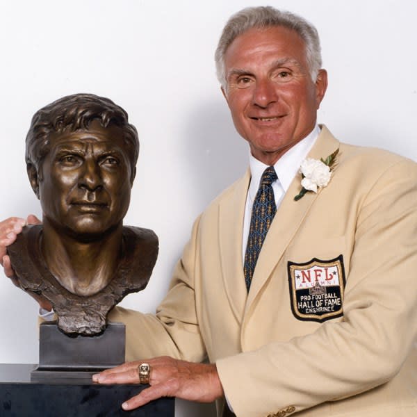 Former Notre Dame linebacker and NFL Hall of Famer Nick Buoniconti 