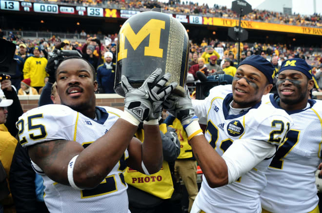 Michigan Wolverines football vs. Minnesota in 2012