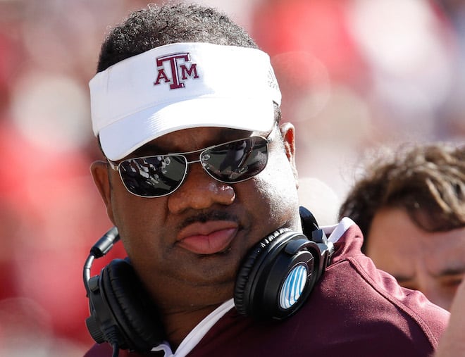 Myles Garrett pays tribute to his former coach, Terry Price, who