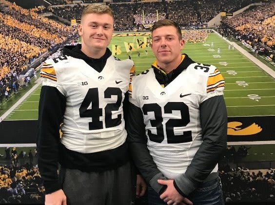 Iowa Western linebackers Nick Anderson and Colton Dinsdale are walking on at Iowa.