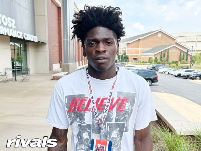 Derick Smith visited Auburn Saturday.